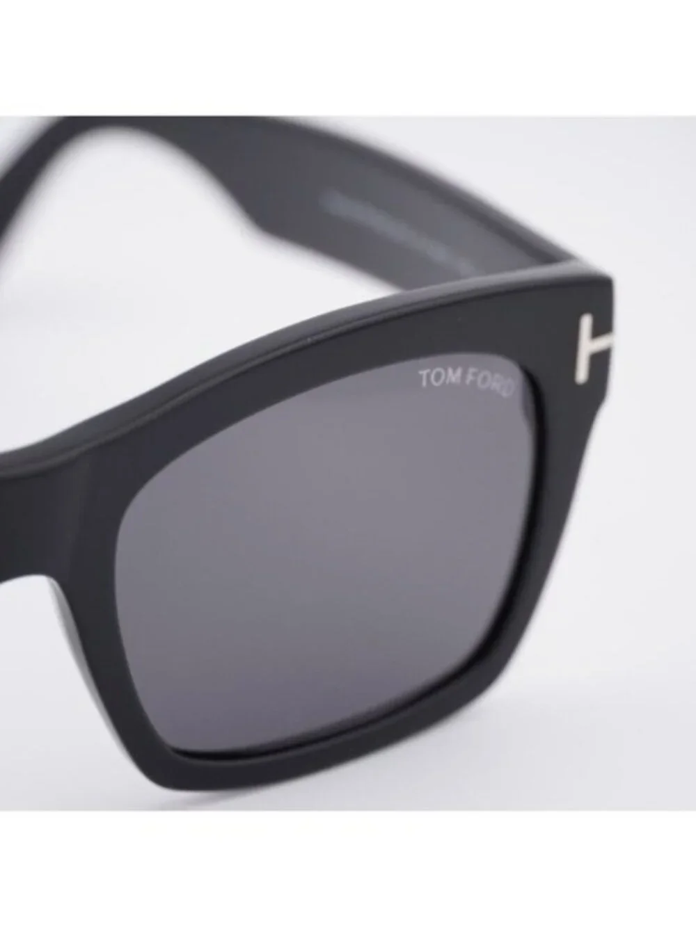 Tom Ford authentic tom